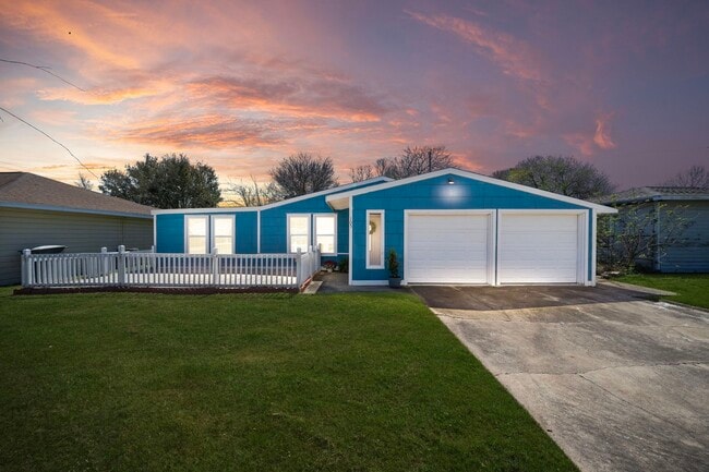 Building Photo - 105 Pompano Ave Rental