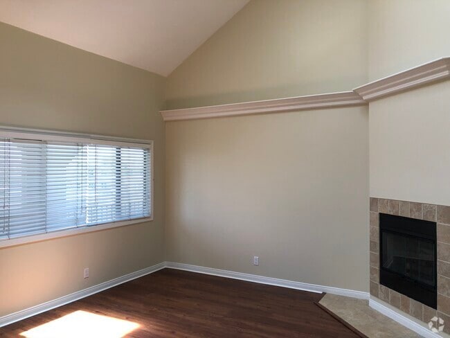 Building Photo - 612 Nebraska Ave Unit 303 Rental