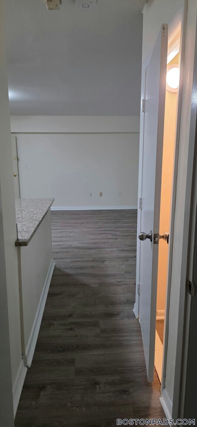 Photo - 10 Westgate Dr Unit 3T