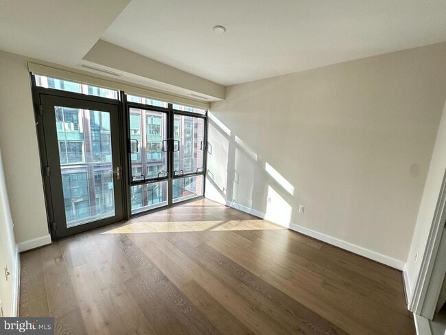 Photo - 7171 Woodmont Ave Unit 606