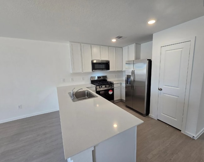 Photo - FOR RENT! NEW Lennar Cottage Collection “Pinehollow” Plan – Elevation H1 in Magnolia Ridge