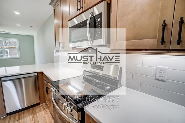 Photo - 1512 29th St SE