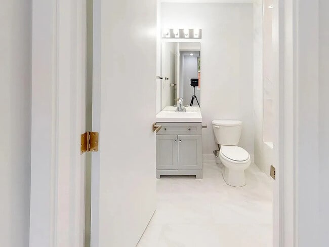 Photo - 1728 W Susquehanna Ave