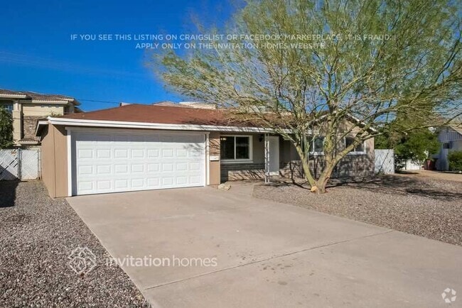 Building Photo - 7420 E Belleview St Rental