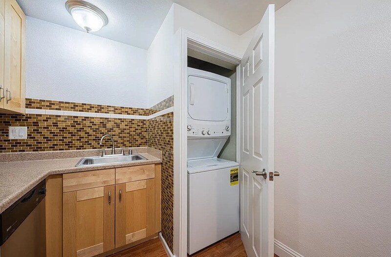 Photo - 820 Casanova Ave Unit APT 70