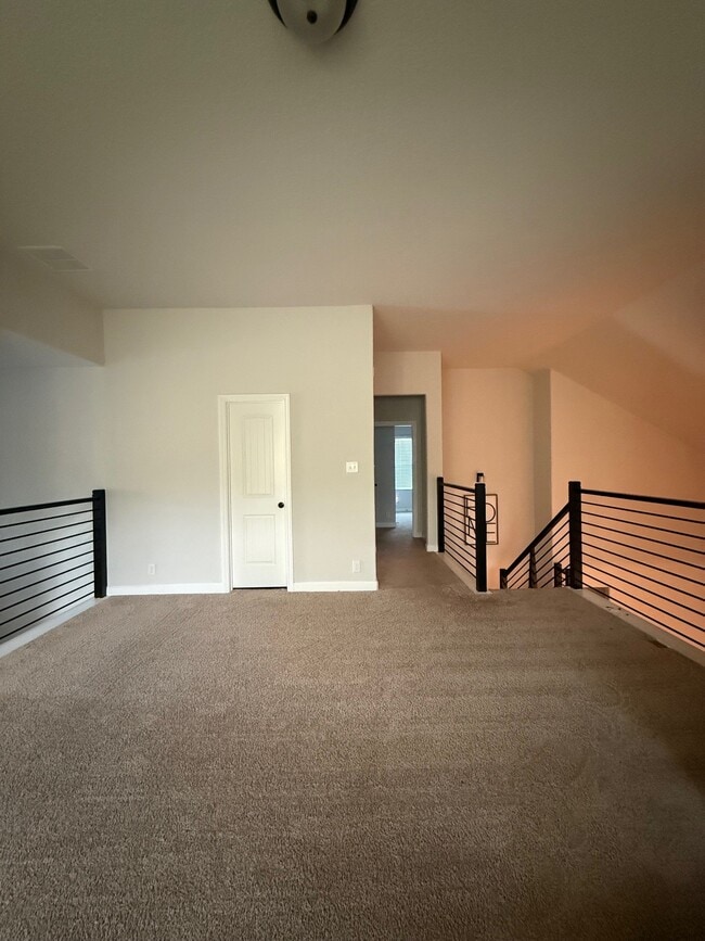 Photo - 375 Sonata Cyn House