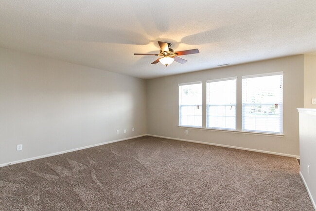 Photo - 10153 Split Rock Way