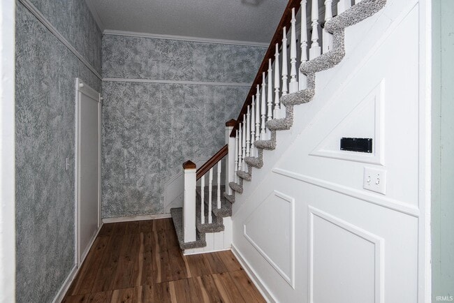Photo - 118 Main St