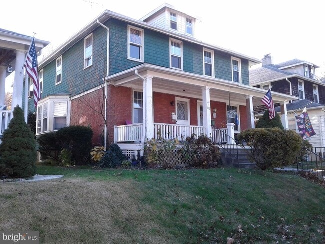 Photo - 1132 Stirling St Casa