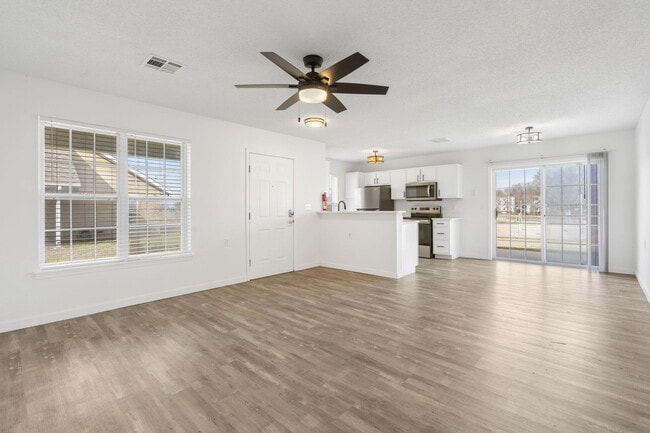 Photo - 640 E Sunset St