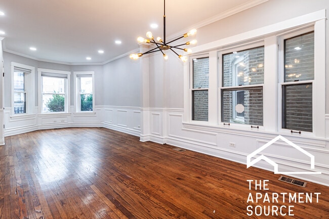 Photo - 2509 W Diversey Ave Unidad 1 Rental