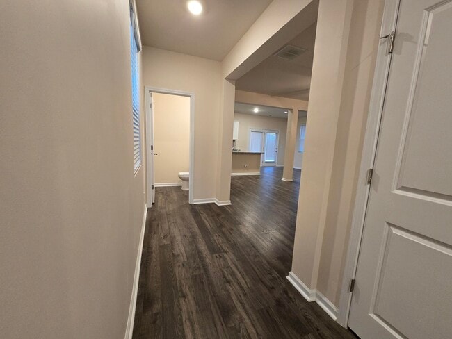 Photo - 4053 Crimson Pass