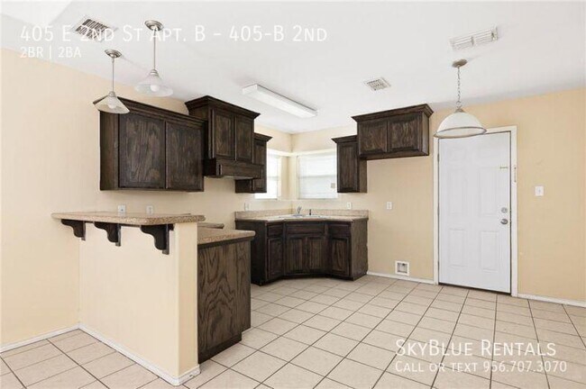 Photo - 405 2nd St Unidad 405-B 2nd