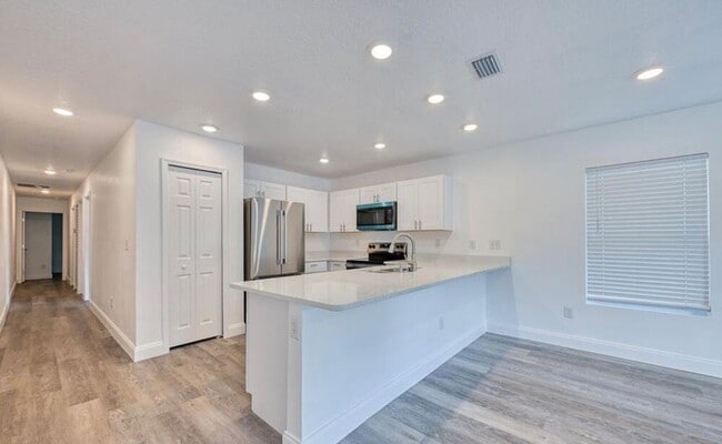Photo - 616 Palmetto Ave Unit 616