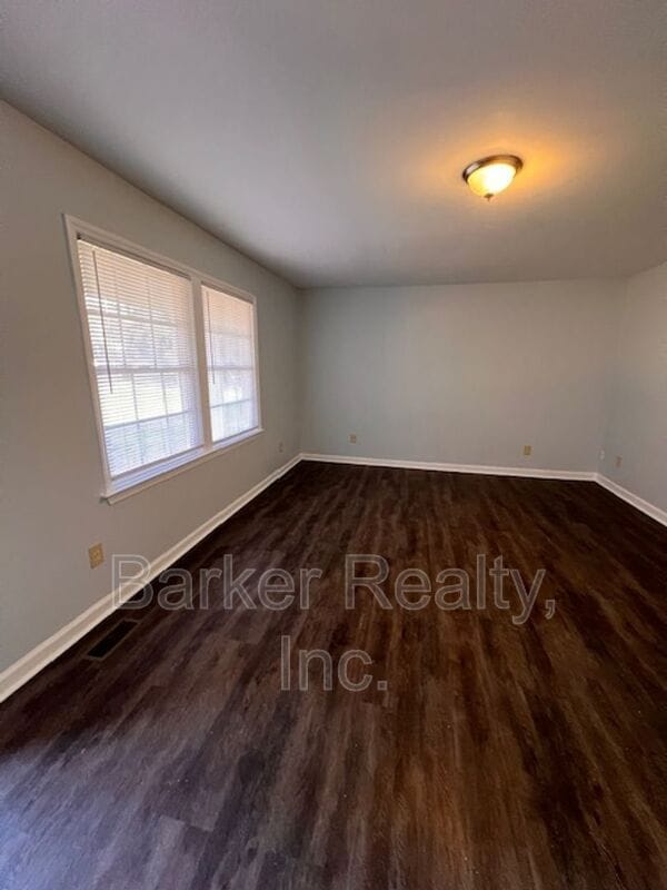 Photo - 2527 Ricky Cir