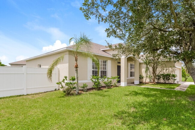 Photo - 2863 Berkshire Cir