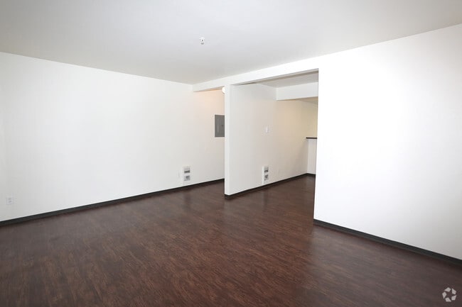 Sandpiper Apts.