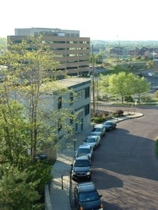 Photo - 22 Crescent St. NE