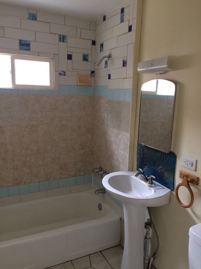 Photo - 127 Jewell Ave