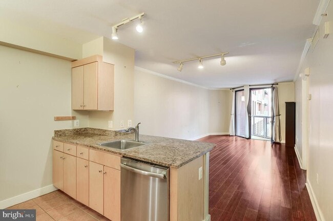 Building Photo - 616 E St NW Unit 601 Rental