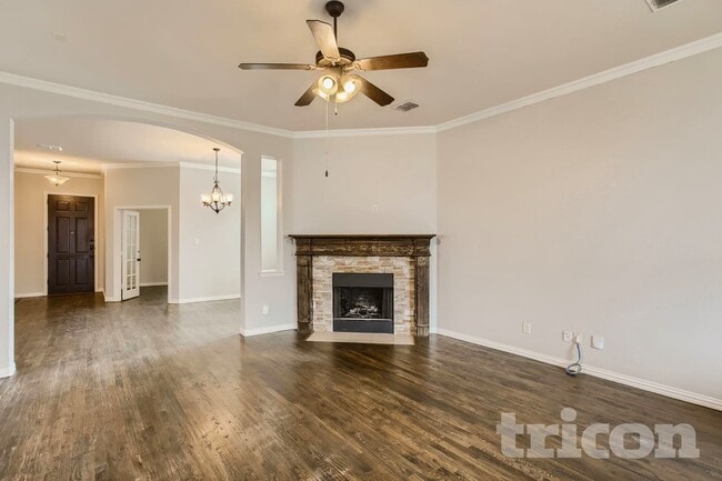 Photo - 396 Florence Dr