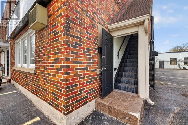 Photo - 245 Maitland St