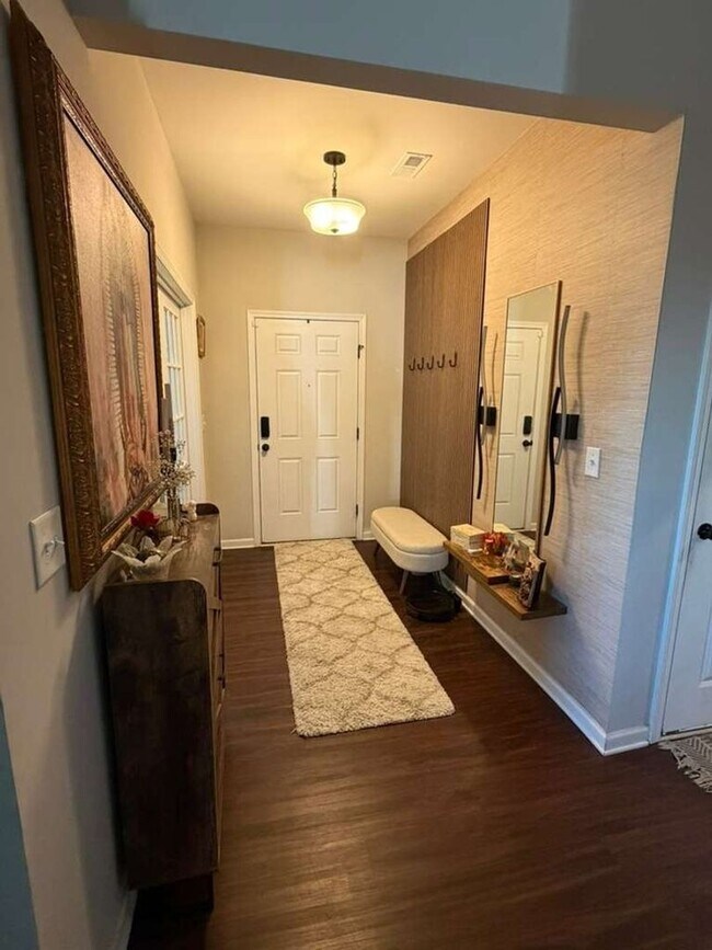 Photo - 332 Ox Bow Cir