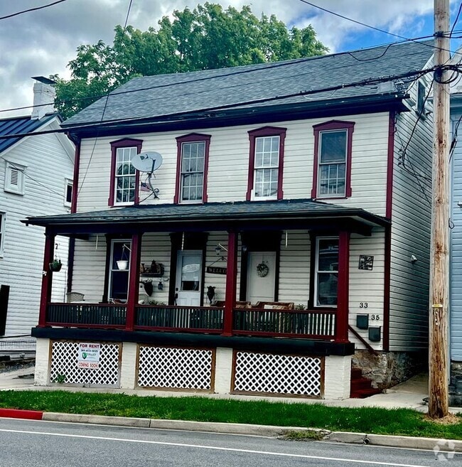Building Photo - 33 S Main St Rental