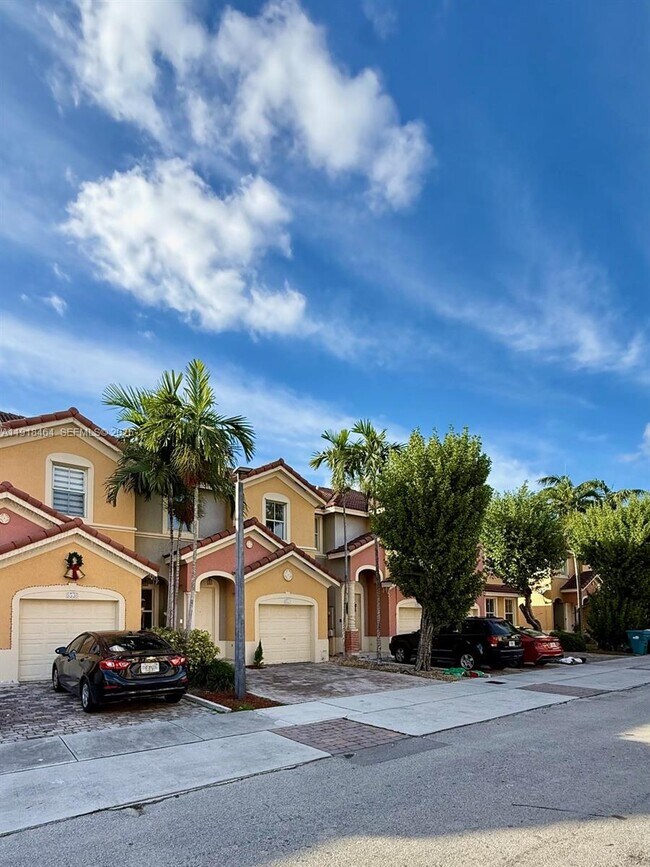 Photo - 8528 SW 166th Pl