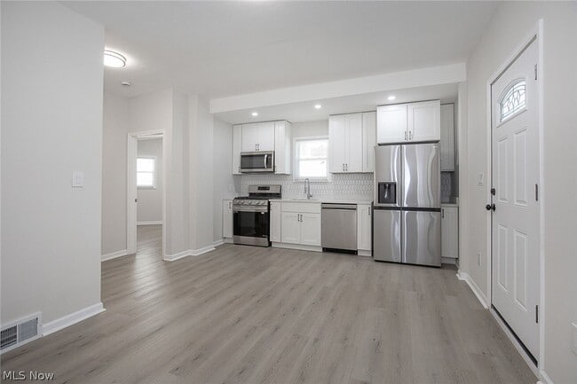 Photo - 4911 Tillman Ave