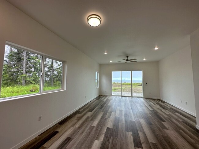 1529 Pey Dr Unit 2