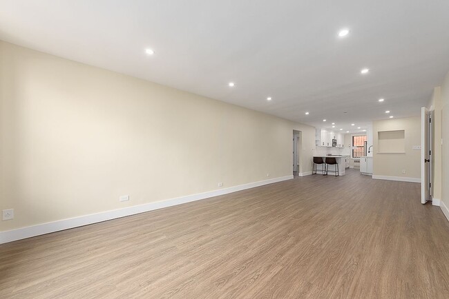 Photo - 310 Lenox Rd