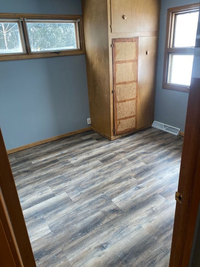 Photo - Single family house for rent