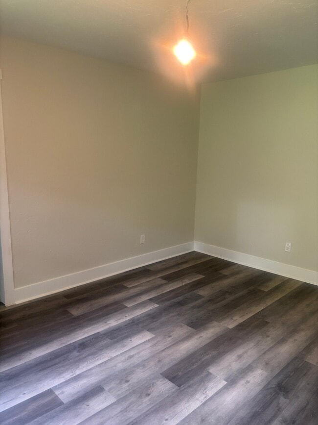 51 Mullis St Unit A
