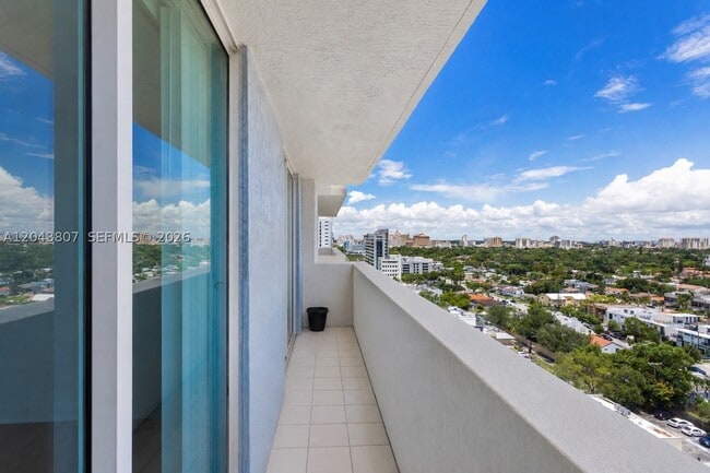 3000 Coral Wy Unit 1507