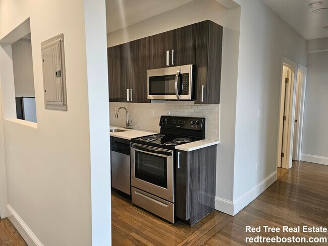 11 Peterborough St Unit 20