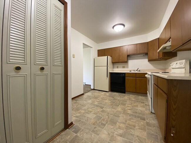 Silver Creek Apartments