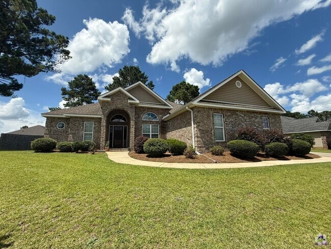 Building Photo - 616 Amberley Ct Rental