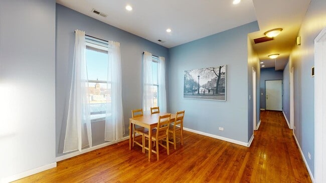 Photo - 1945 W Cermak Rd Unit 3