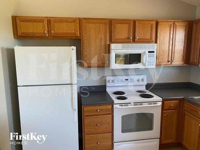 Photo - 2572 Ivan Ct