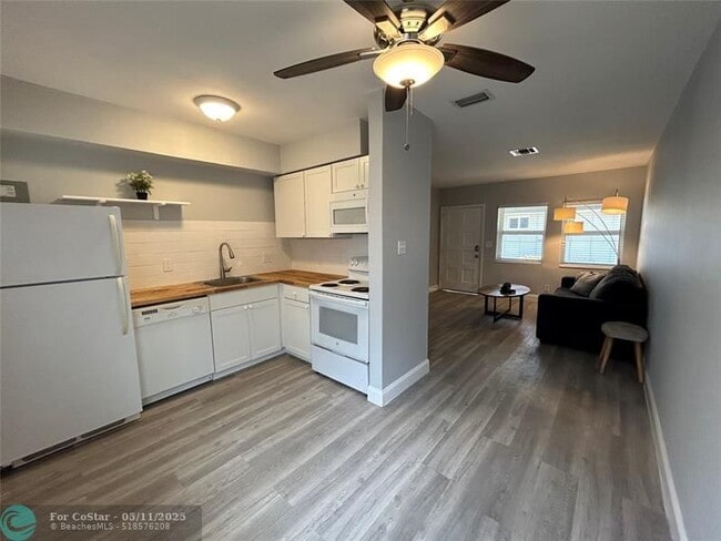 Photo - 840 NE 17th Ave Apartment Unit 1