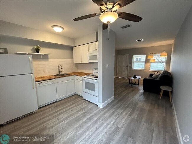 Building Photo - 840 NE 17th Ave Unit 1 Rental