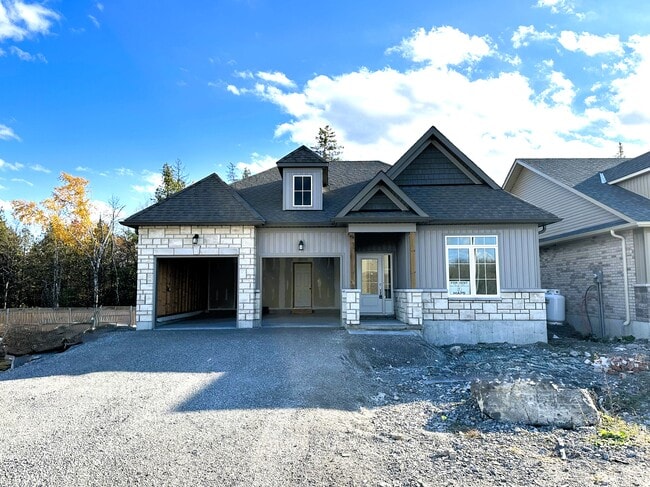 Photo - Tranquil and Private Bungalow in Bobcaygeo...