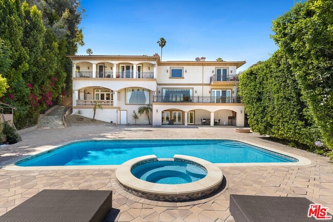 18047 Karen Dr