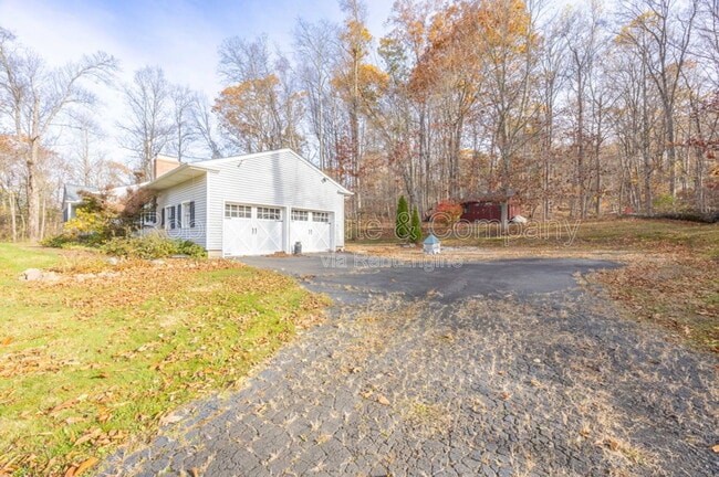 43 Evergreen Rd