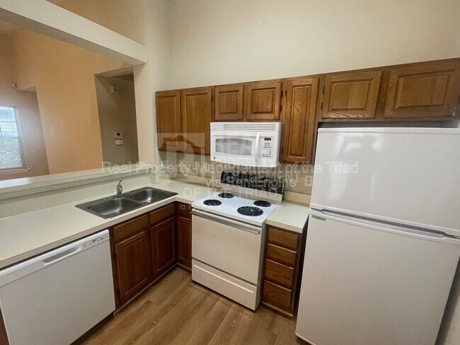 Photo - 3607 McCuiston Rd