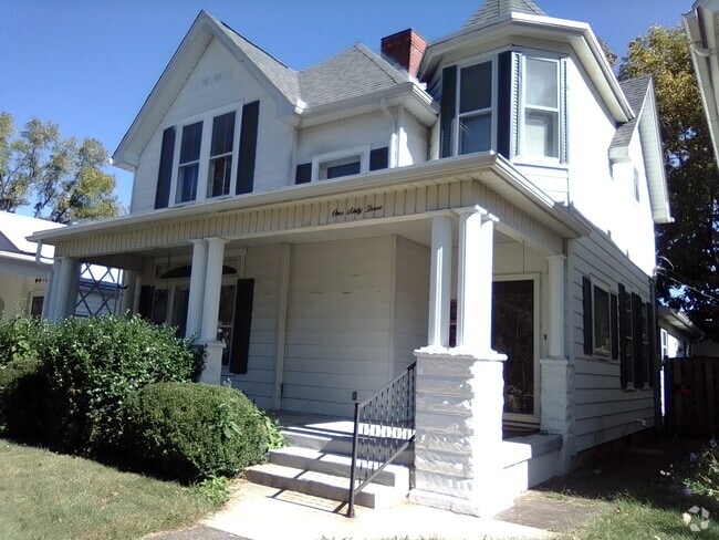 Building Photo - 163 Vine St Rental