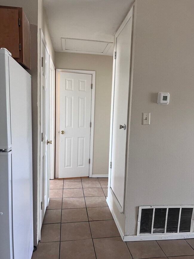 1104 Hickory St Unidad B