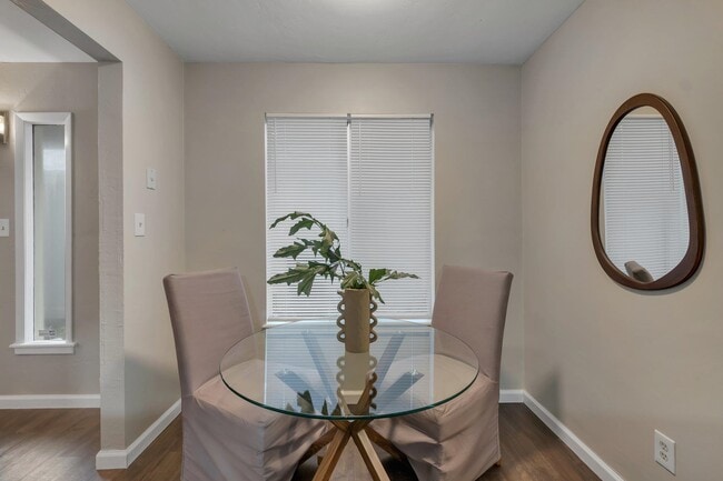 Photo - 3036 Blairstone Ct