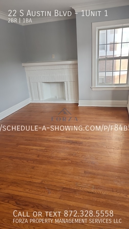 Building Photo - 22 S Austin Blvd Unit 1 1